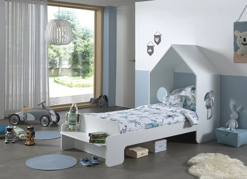 Casami Single House Bed – White Lacquered Frame with Play Bench - Image 4