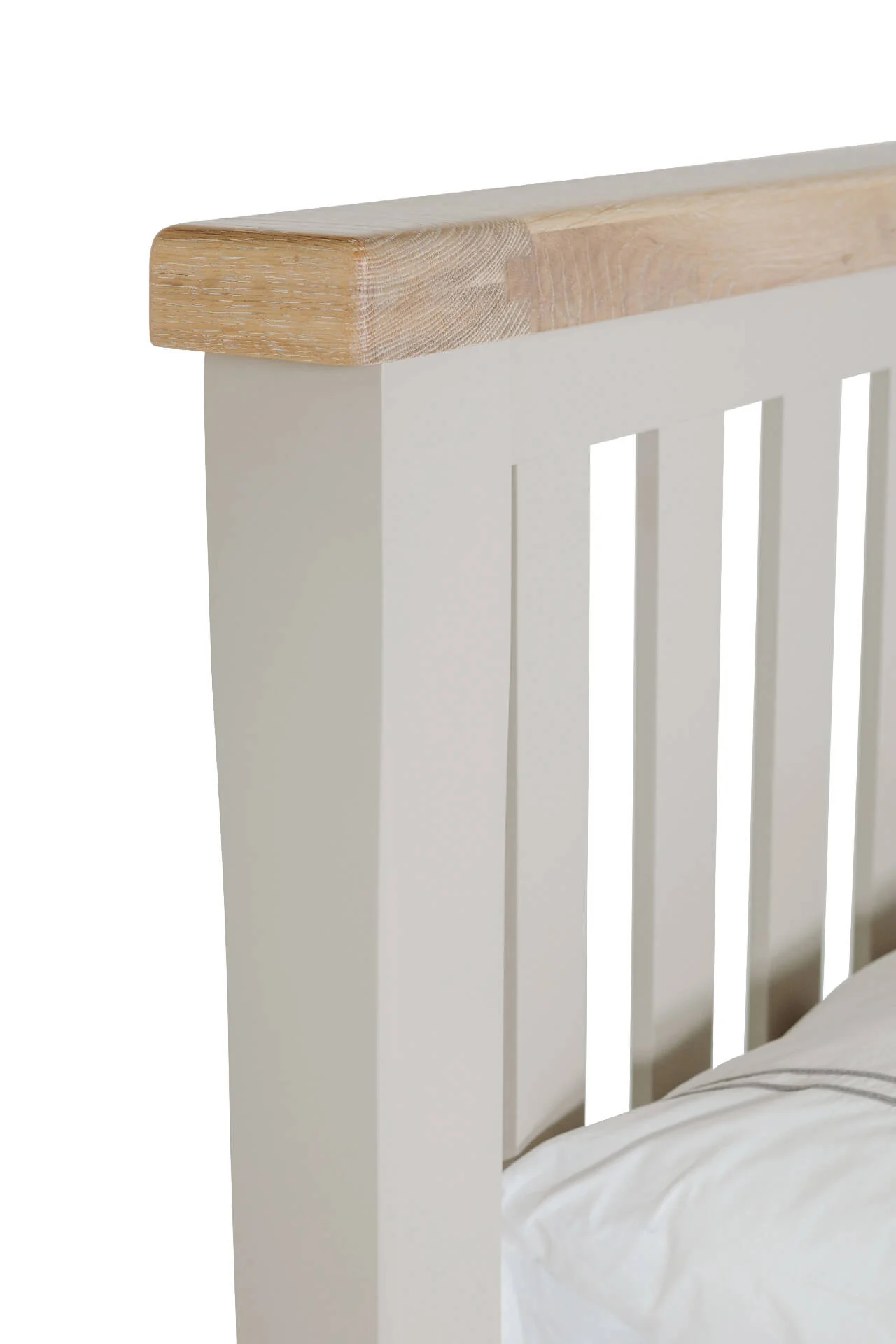 Doune 5' Low Footboard Bed – Taupe Painted Finish with Oak Veneer Tops - Image 10