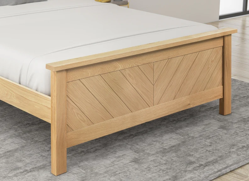 Lacombe Oak Bed – Chevron Design with Slatted Base 4ft6 - Image 4