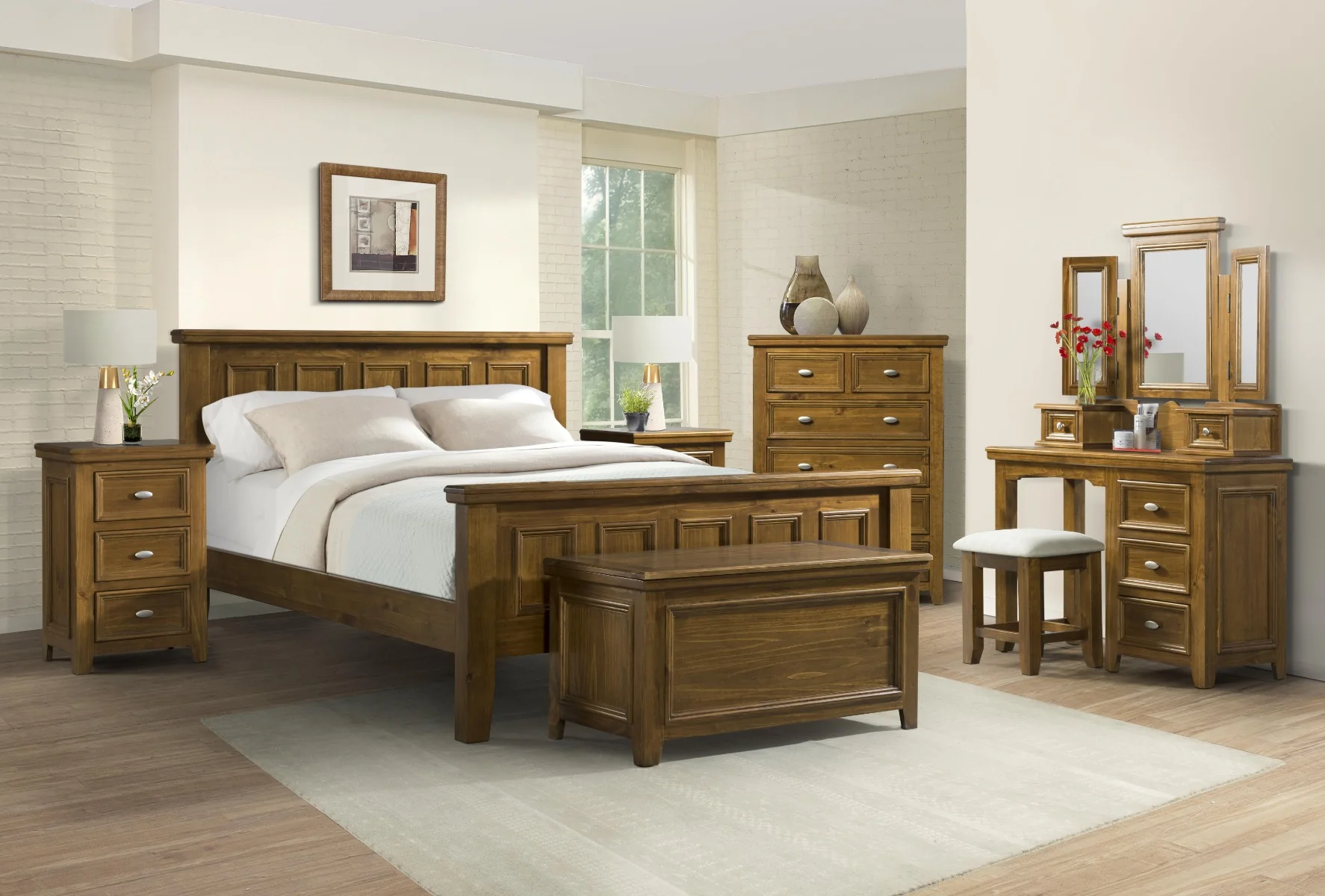London Bedframe 4ft6 – Dark Wood with Chrome Knobs - Image 2