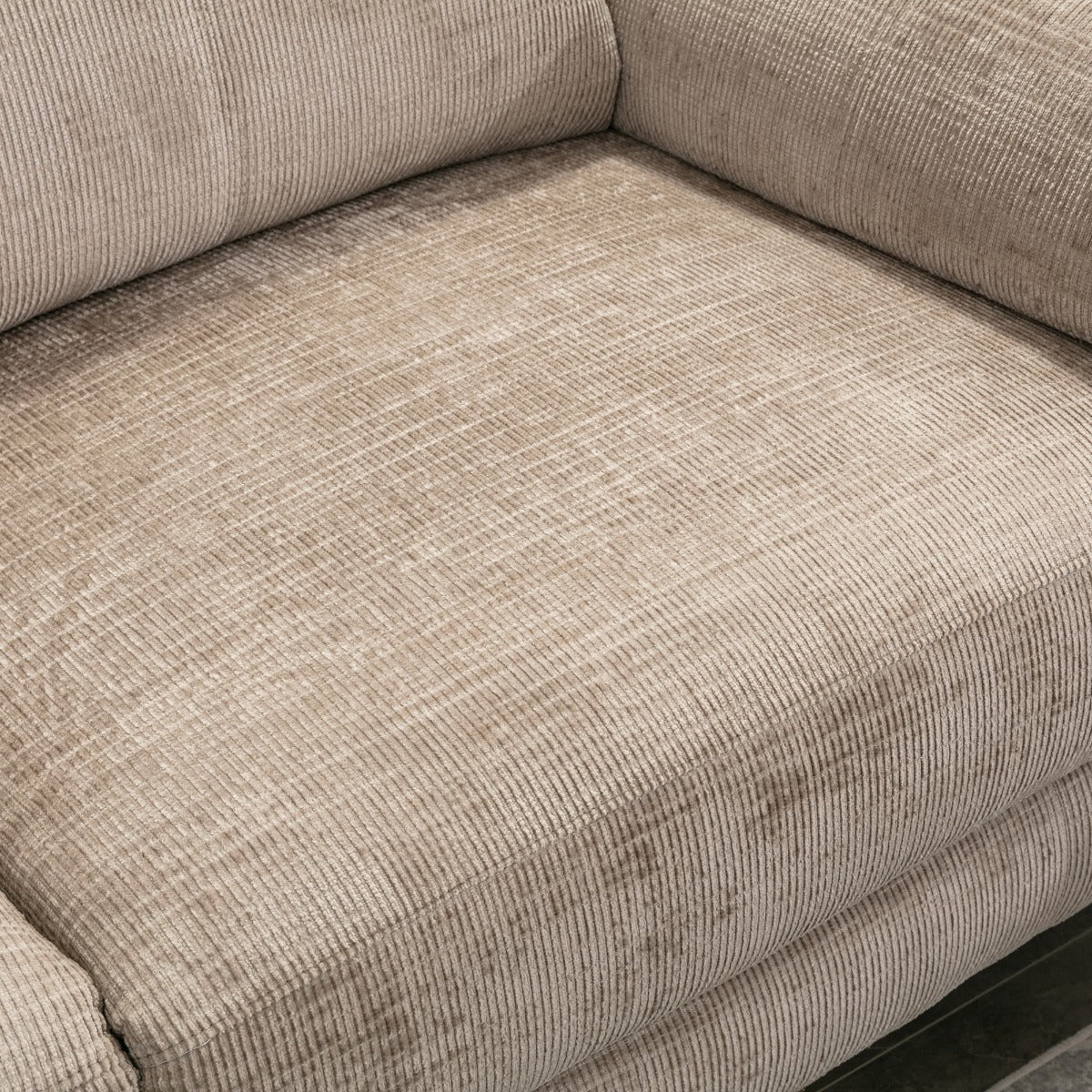 Monroe Electric Reclining Suite 3+1+1 – Fossil Fabric with Adjustable Headrest - Image 3