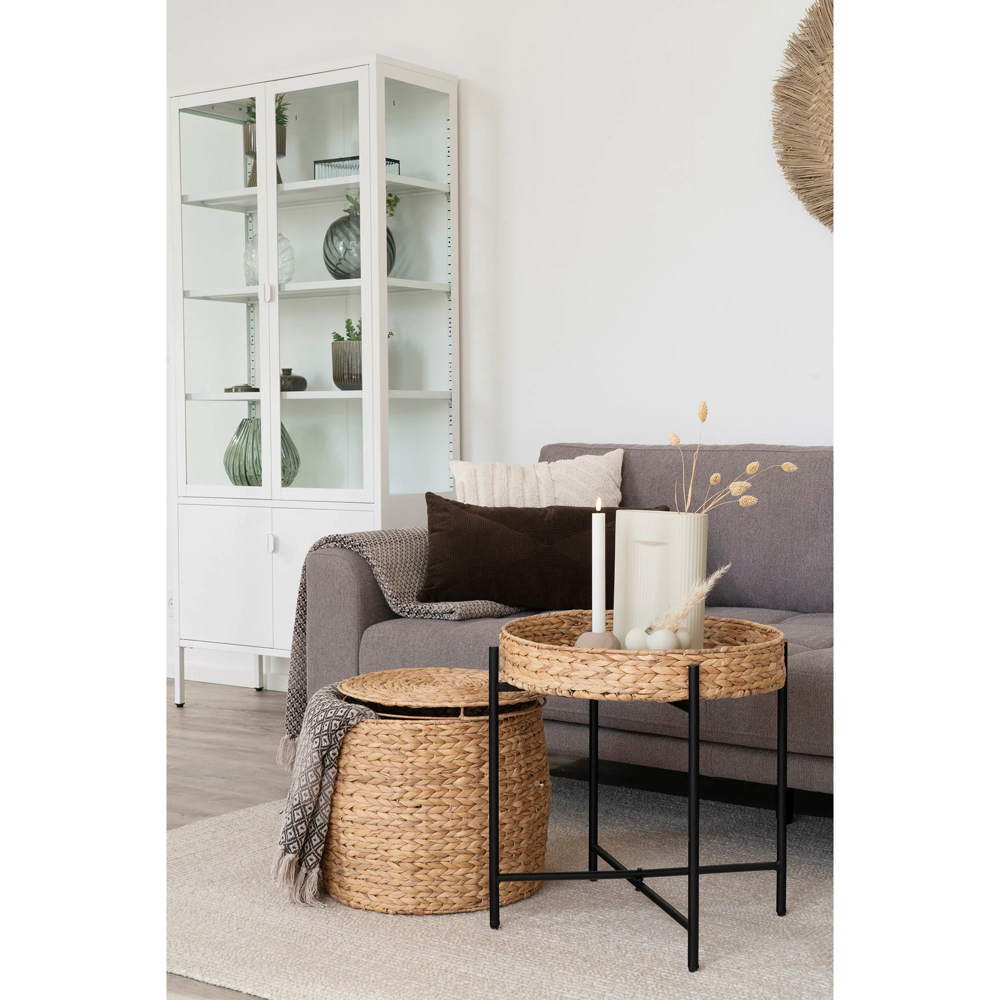 Naro Side table