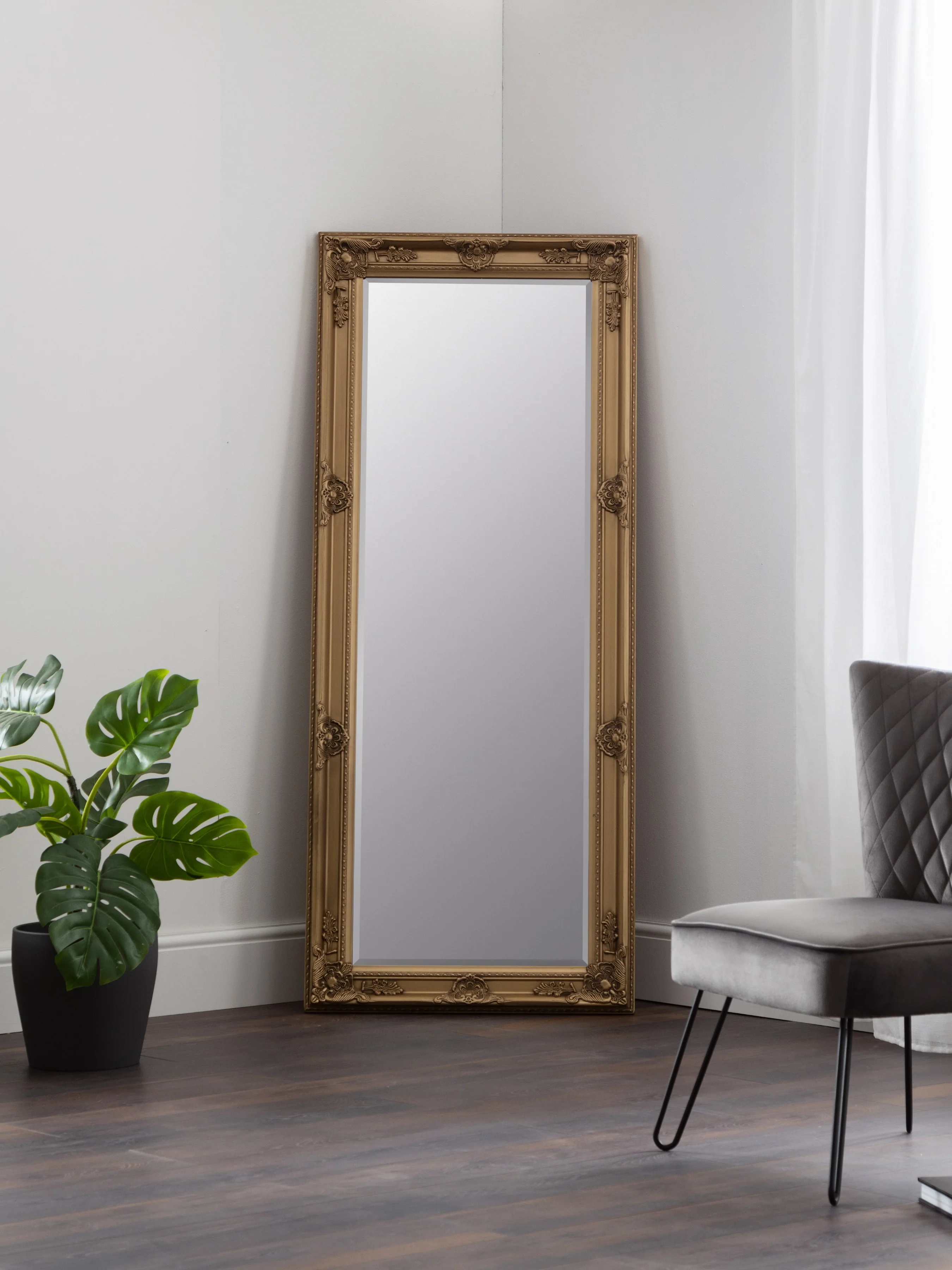 Palais Lean-To Dress Mirror – Gold Antique Finish