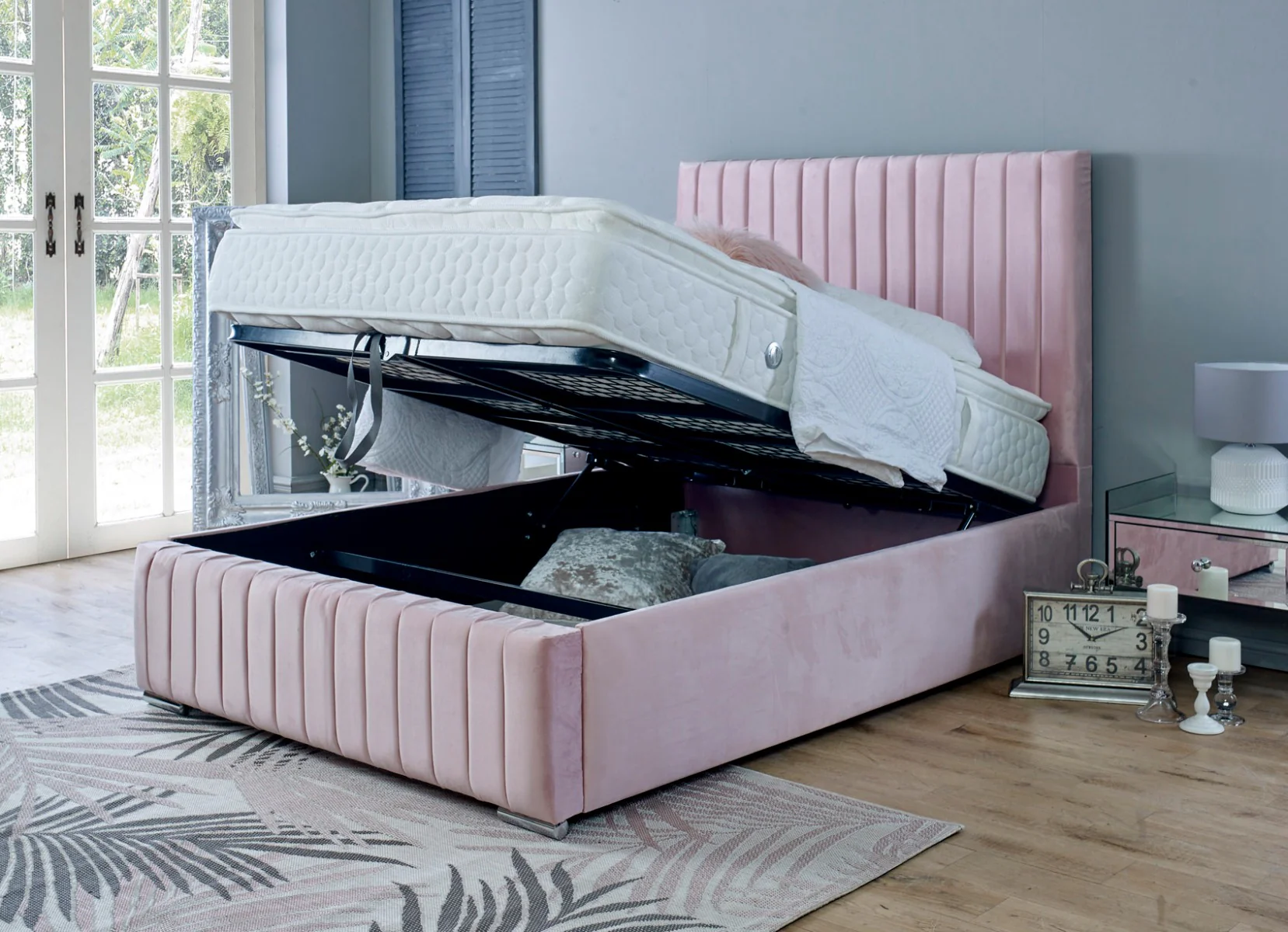 Sally Velvet Bed - Image 8