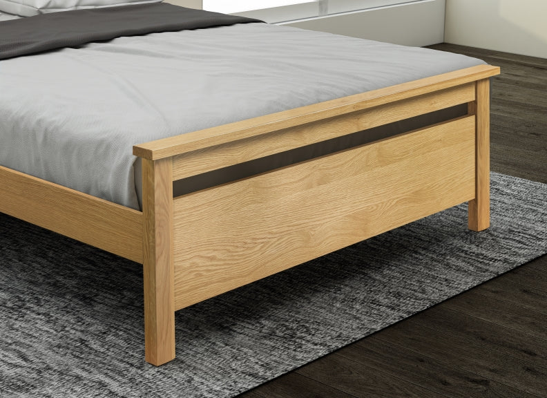 Selkirk Oak Bed – Classic Design with Slatted Base 4ft6 - Image 4