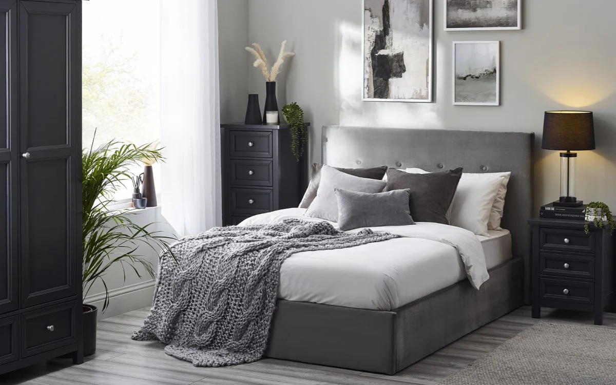 Shoreditch High Headboard Lift-Up Storage Bed 135cm