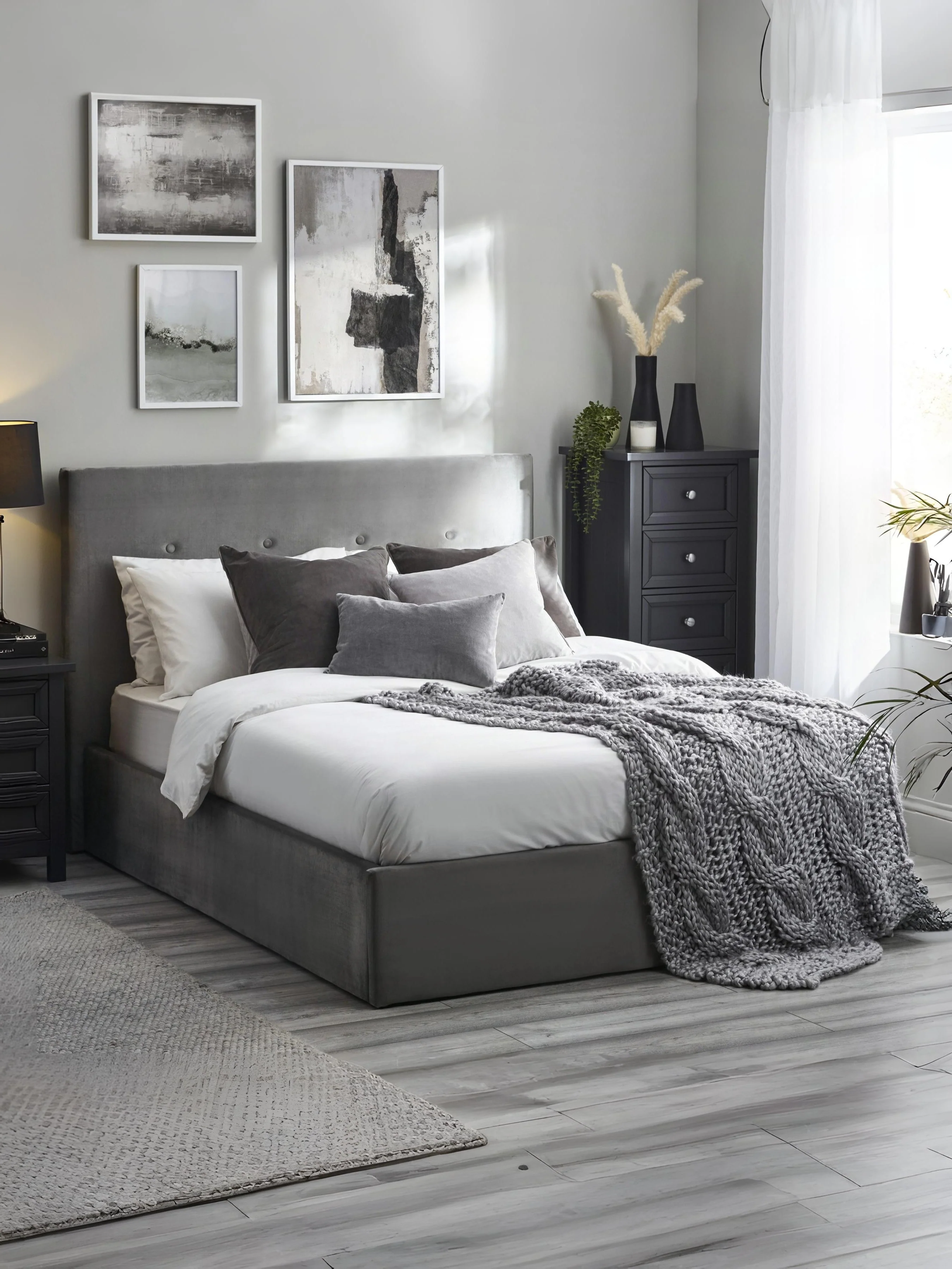Shoreditch Ottoman Storage 150cm King Bed - Image 2