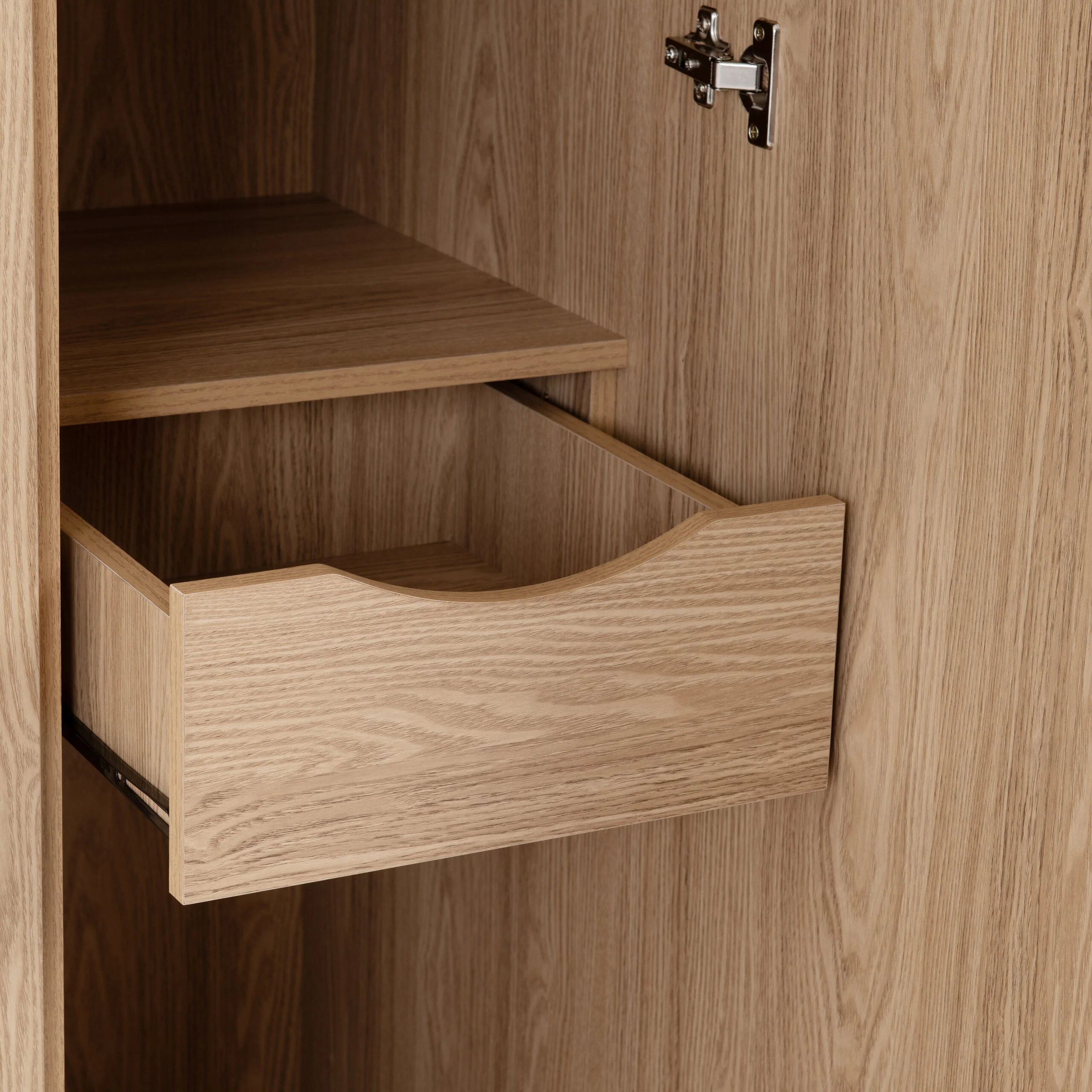 Tessa 3 Door Mirrored Wardrobe - Natural Oak Effect - Image 5