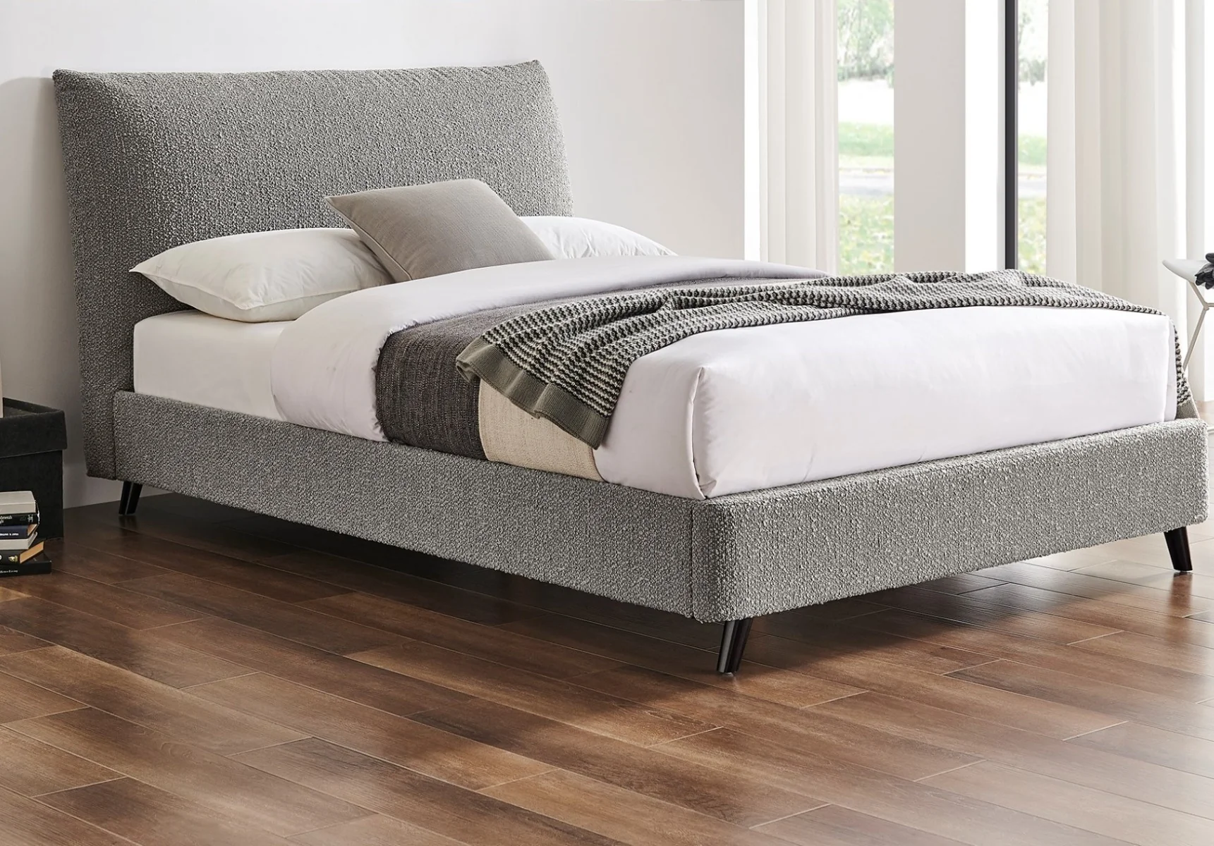 Vancouver Pillow Bed – Boucle Upholstered Frame (Pre-Order 4 ft6 Sizes)